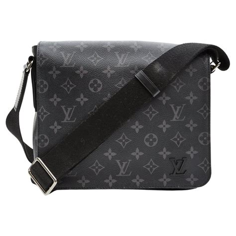 messenger pm louis vuitton|louis vuitton messenger crossbody.